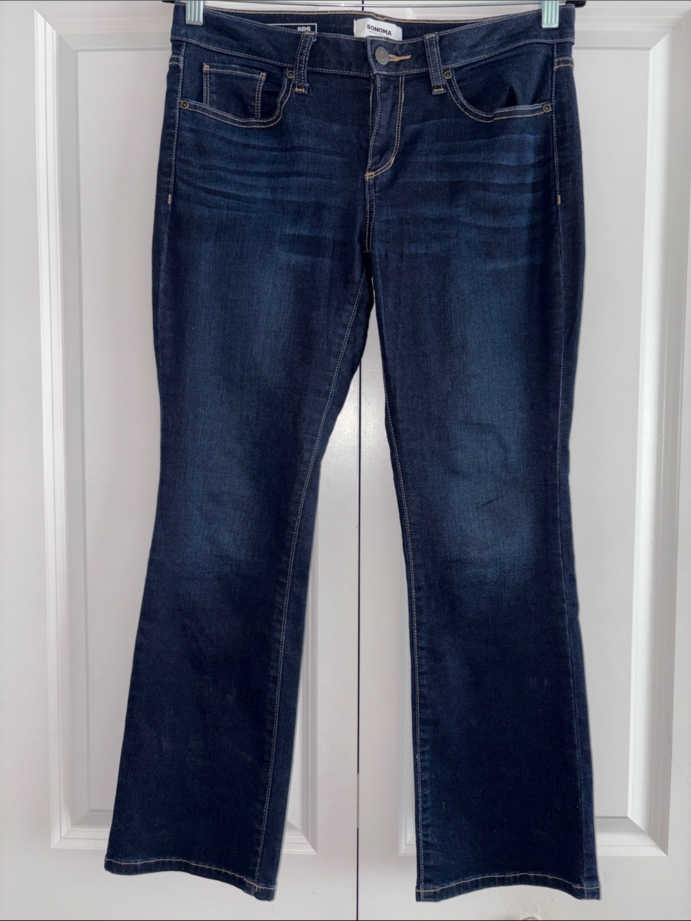 Sonoma Boot Cut Jeans- Slim Boot 8PS Size 8 petite Short